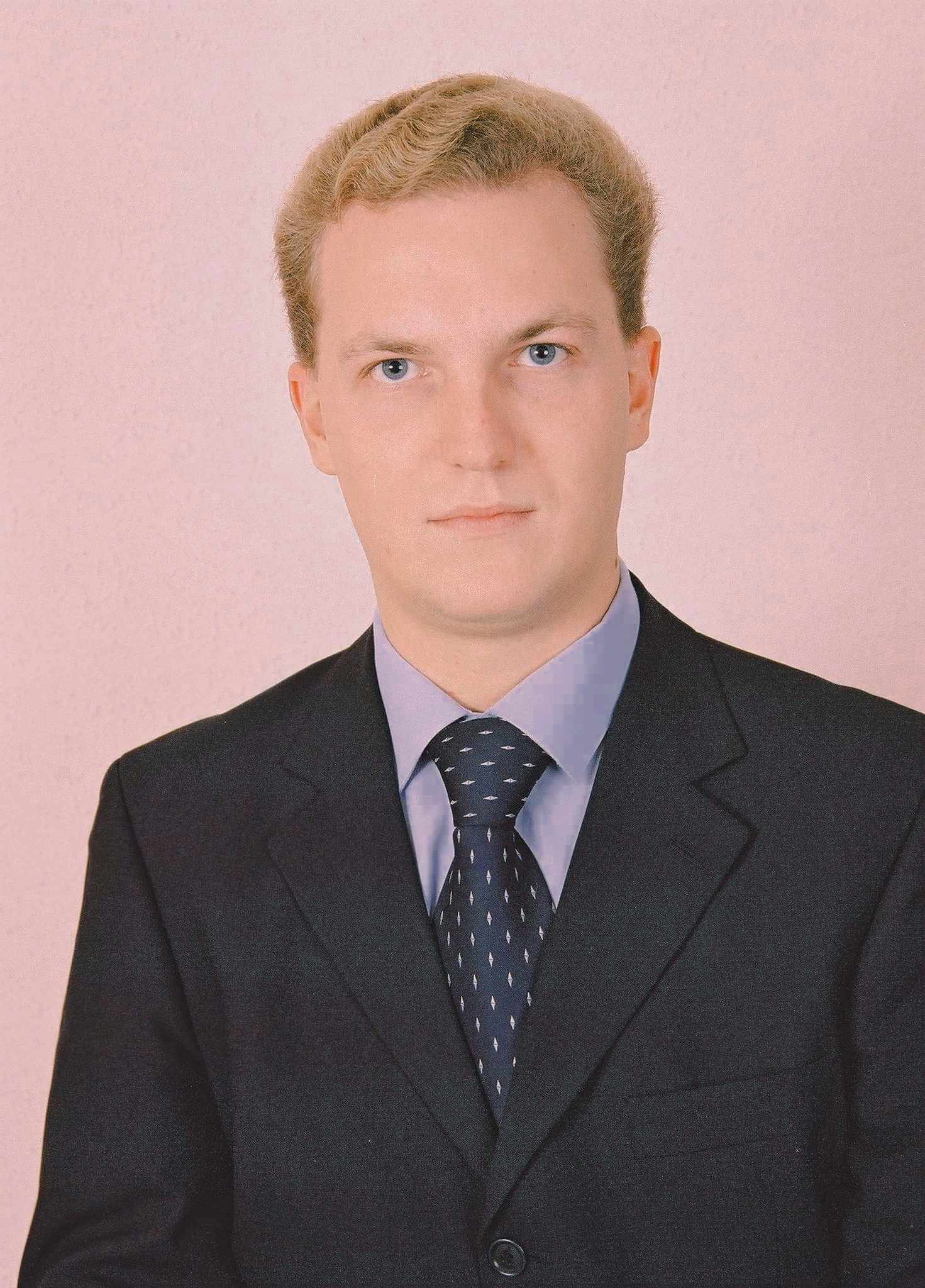 Еннан Р.Є. (1)