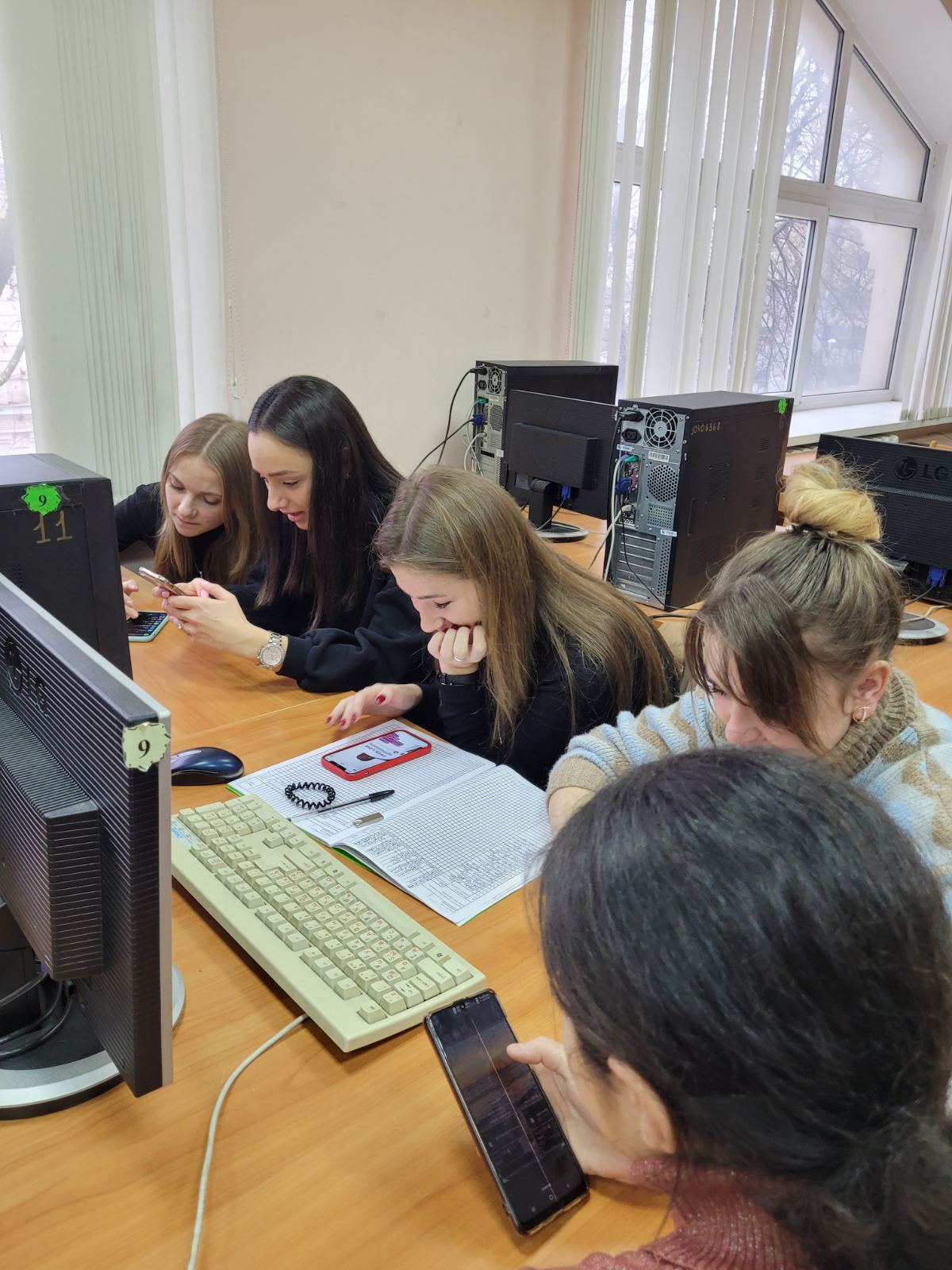 IMG-424c81056108a54b4aa541a46fd5b6f9-V