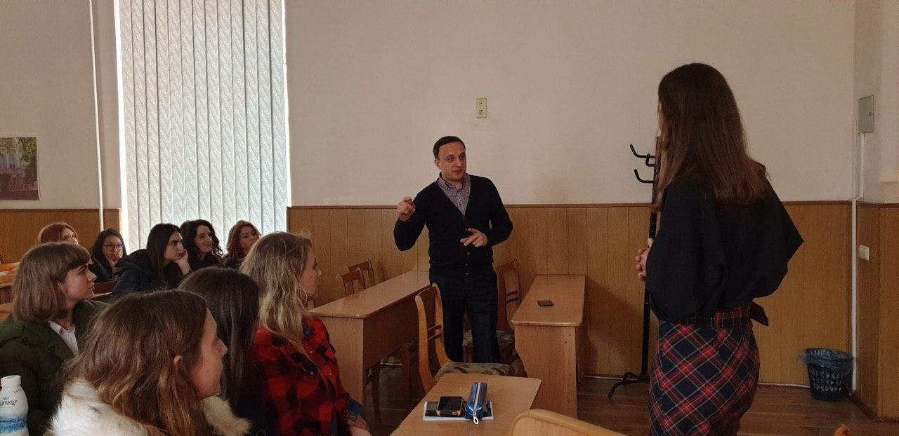 photo_2020-03-06_00-10-47